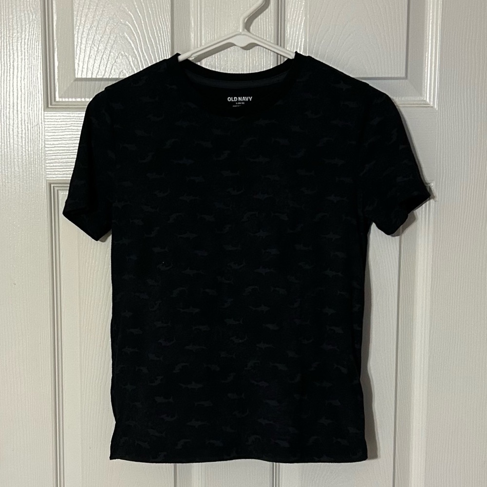 Old Navy Black Short Sleeve Tee with Sharks